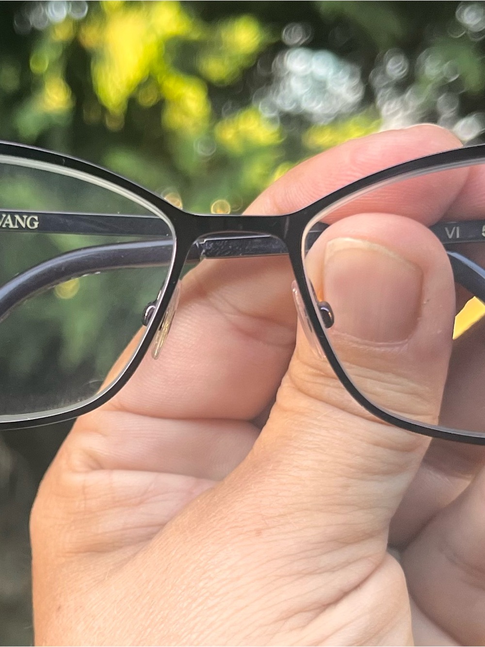 Vera Wang V918 Violet Eyeglasses | Sleek Full-Rim Cat-Eye Frames 53-15-140